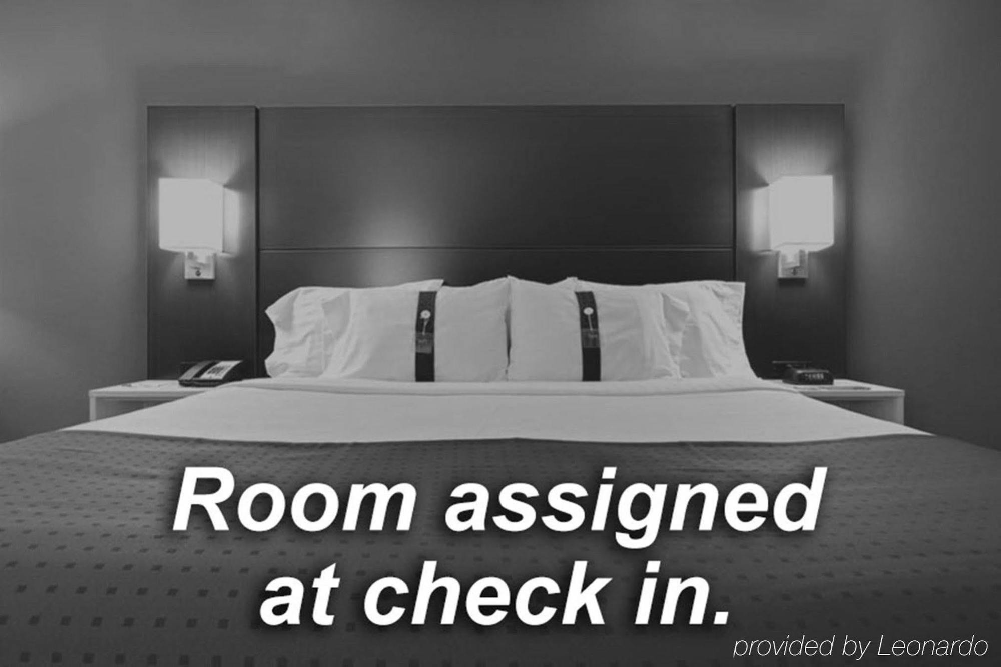 Holiday Inn Express Hotel & Suites Boston - Marlboro By Ihg Hudson Extérieur photo