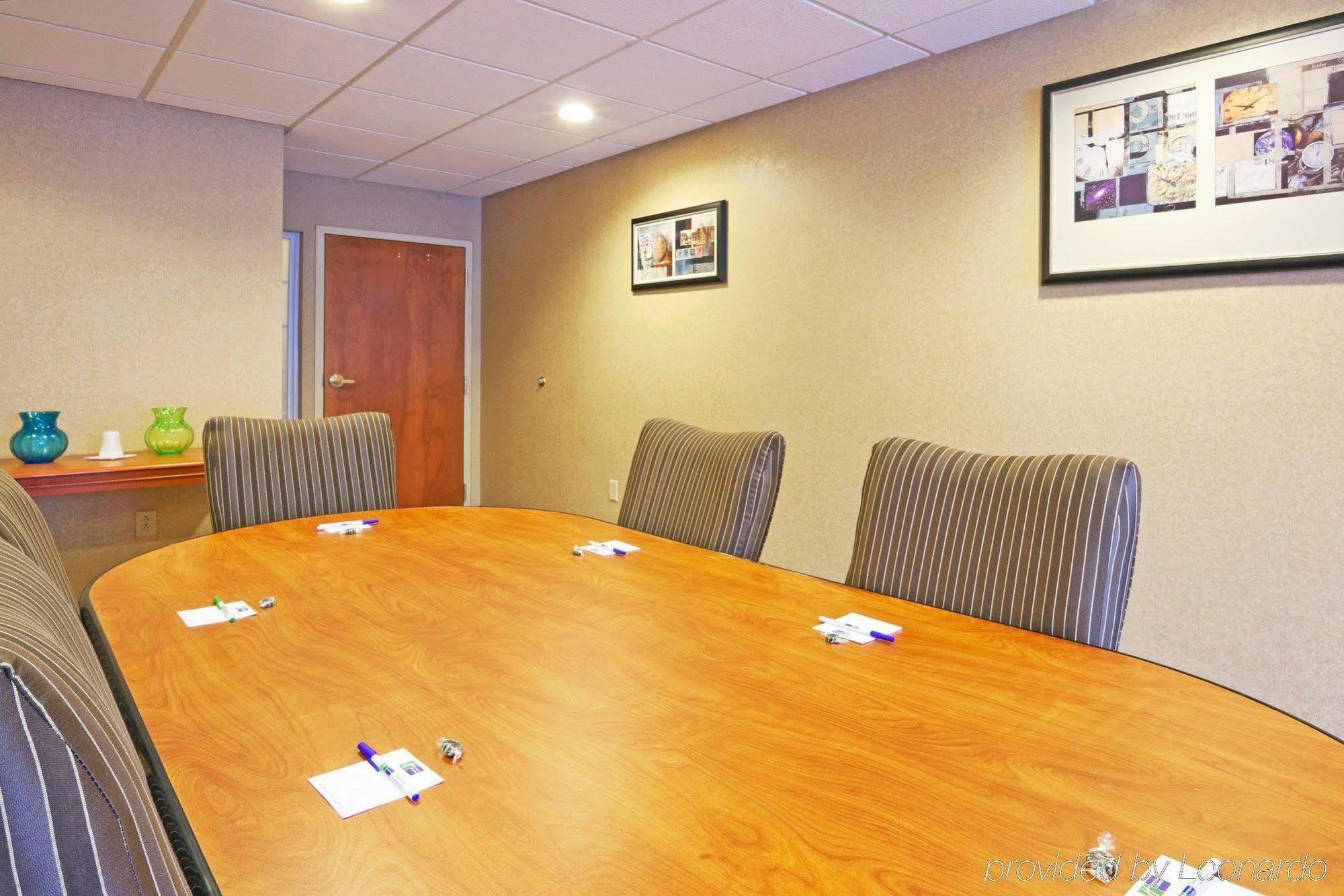 Holiday Inn Express Hotel & Suites Boston - Marlboro By Ihg Hudson Extérieur photo
